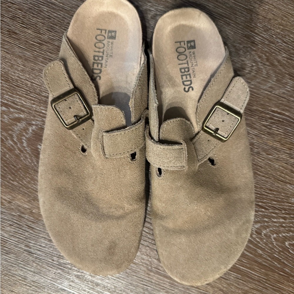 Women's Tan Suede Loafers
